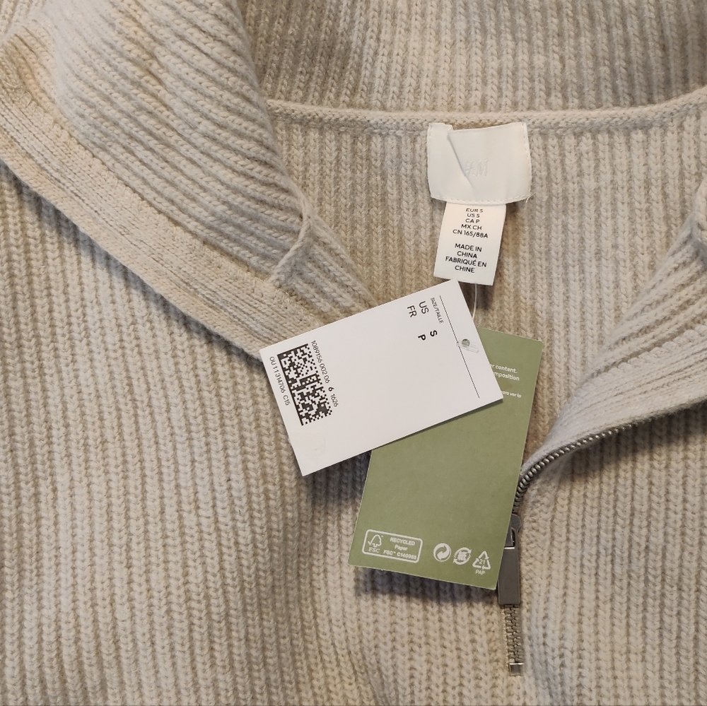 H&M Ribbed quarter zip NWT